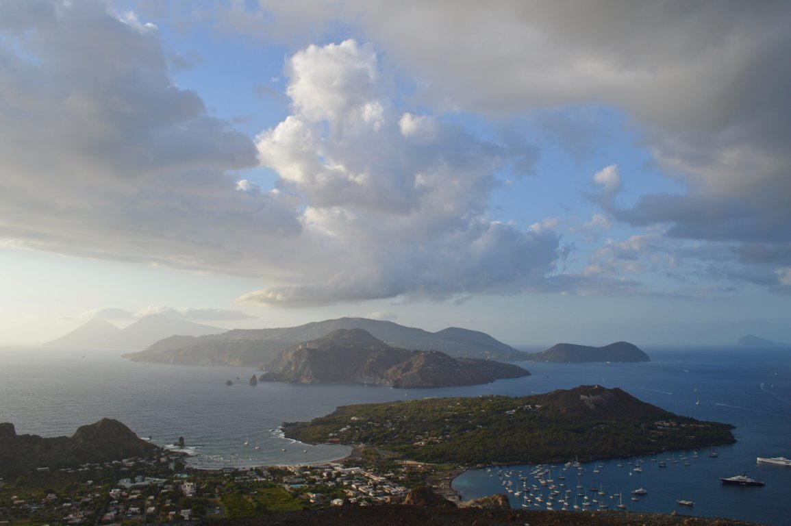 Isola Vulcano - Eolie 2019 - Andrea Campagna su Unsplash